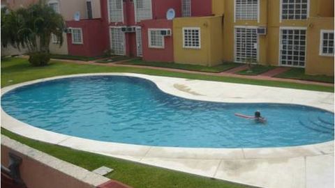 Renta por semana de Casa con Alberca Garage techado en Acapulco Guerrero  (DIAMANTE) | Melrom 44755